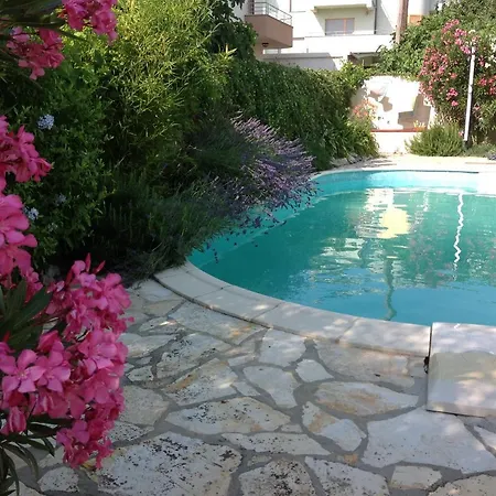 In Villa, Private Pool, Big Garden, Close To Sea And Old Town *