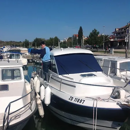 In Villa, Private Pool, Big Garden, Close To Sea And Old Town דירה