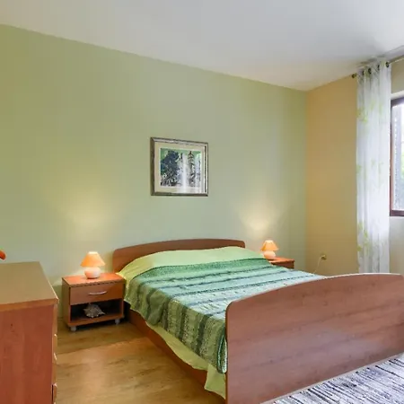 In Villa, Private Pool, Big Garden, Close To Sea And Old Town דירה זאדאר